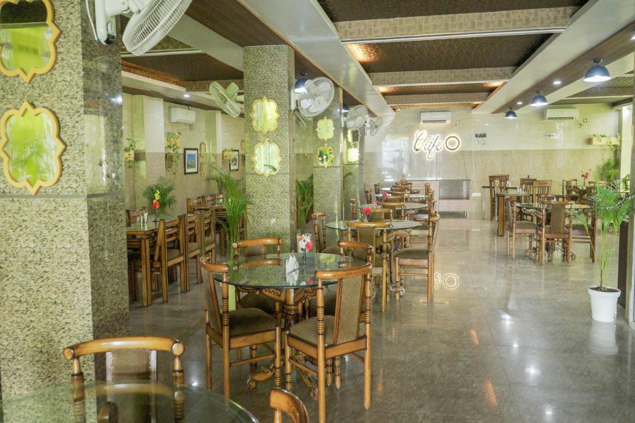 Collection O 4731 Hotel Surya Continental Lucknow Eksteriør billede