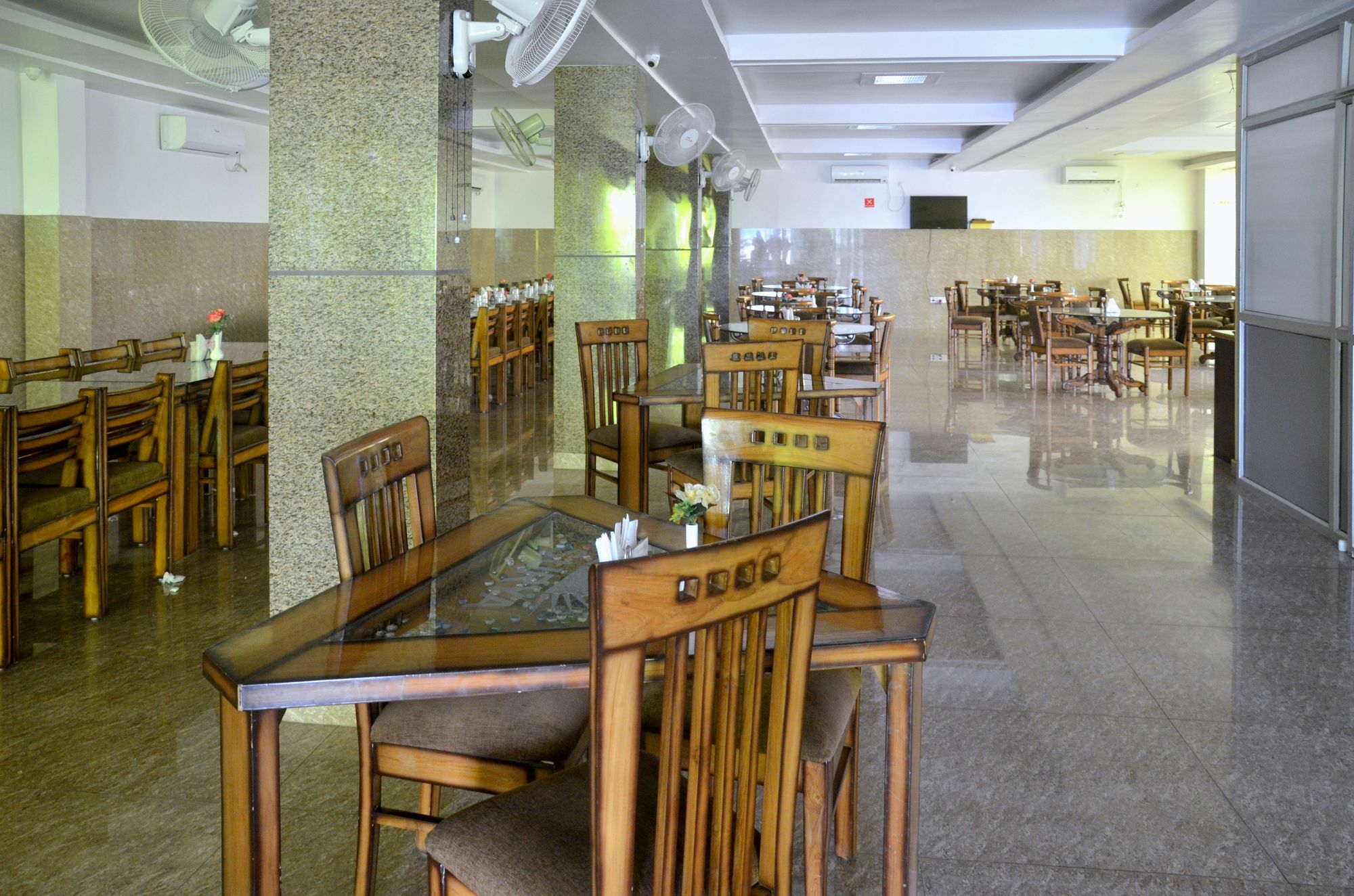 Collection O 4731 Hotel Surya Continental Lucknow Eksteriør billede
